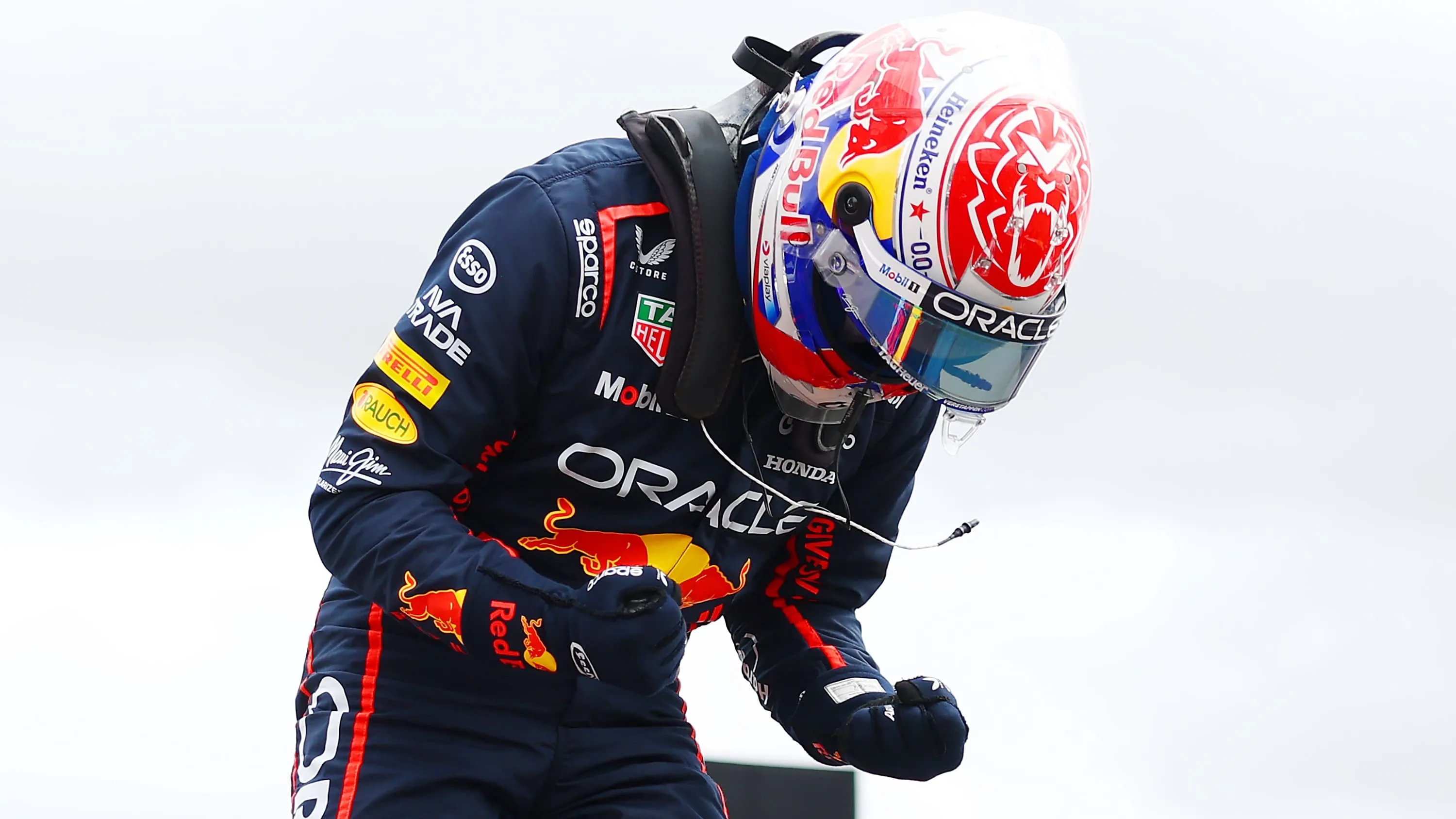 Verstappen Rebut Pole di Silverstone Ungguli Piastri dan Norris
