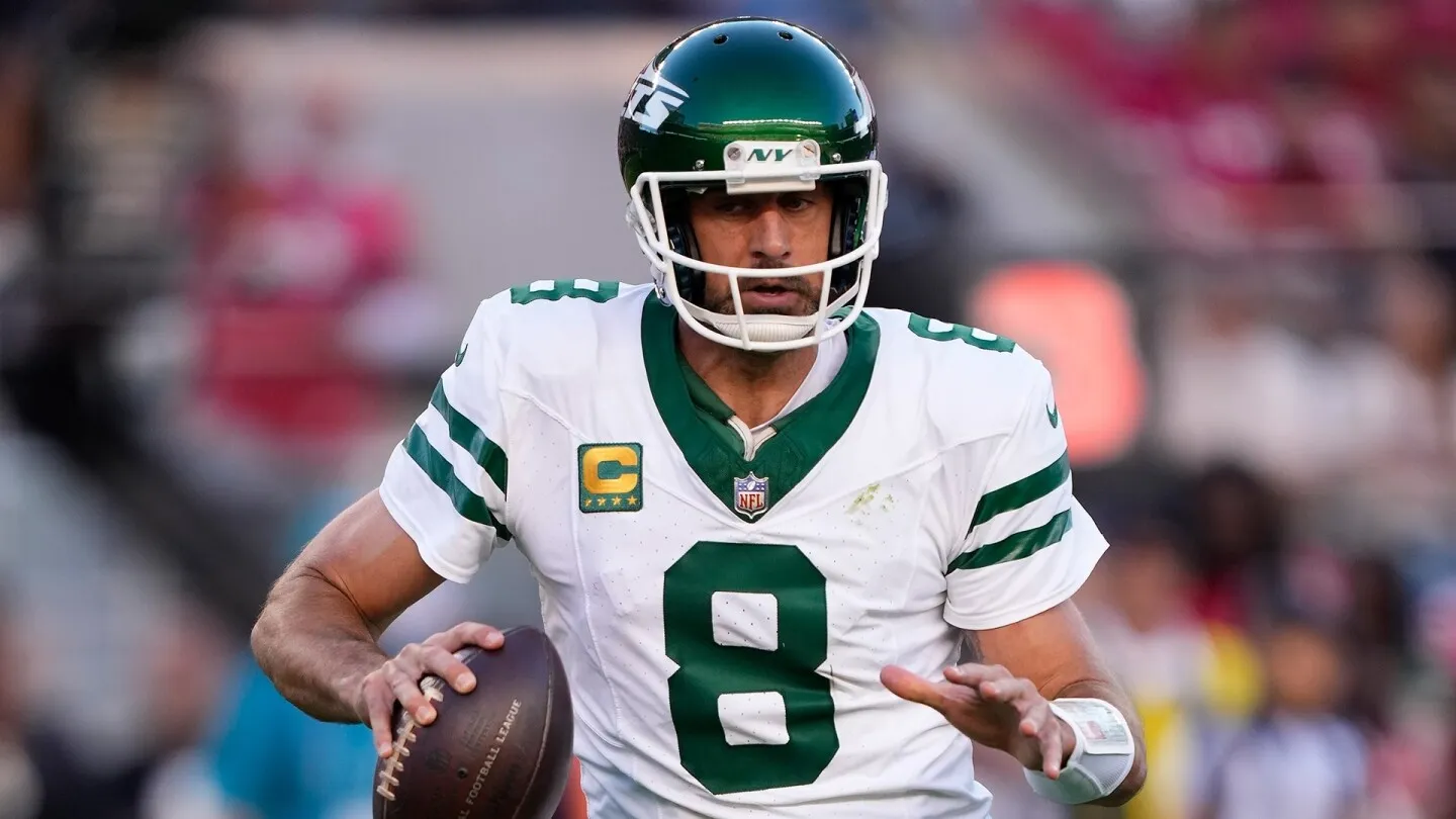 Laporan: Aaron Rodgers Pilihan Ketiga untuk Steelers, Setelah Matthew Stafford dan Justin Fields